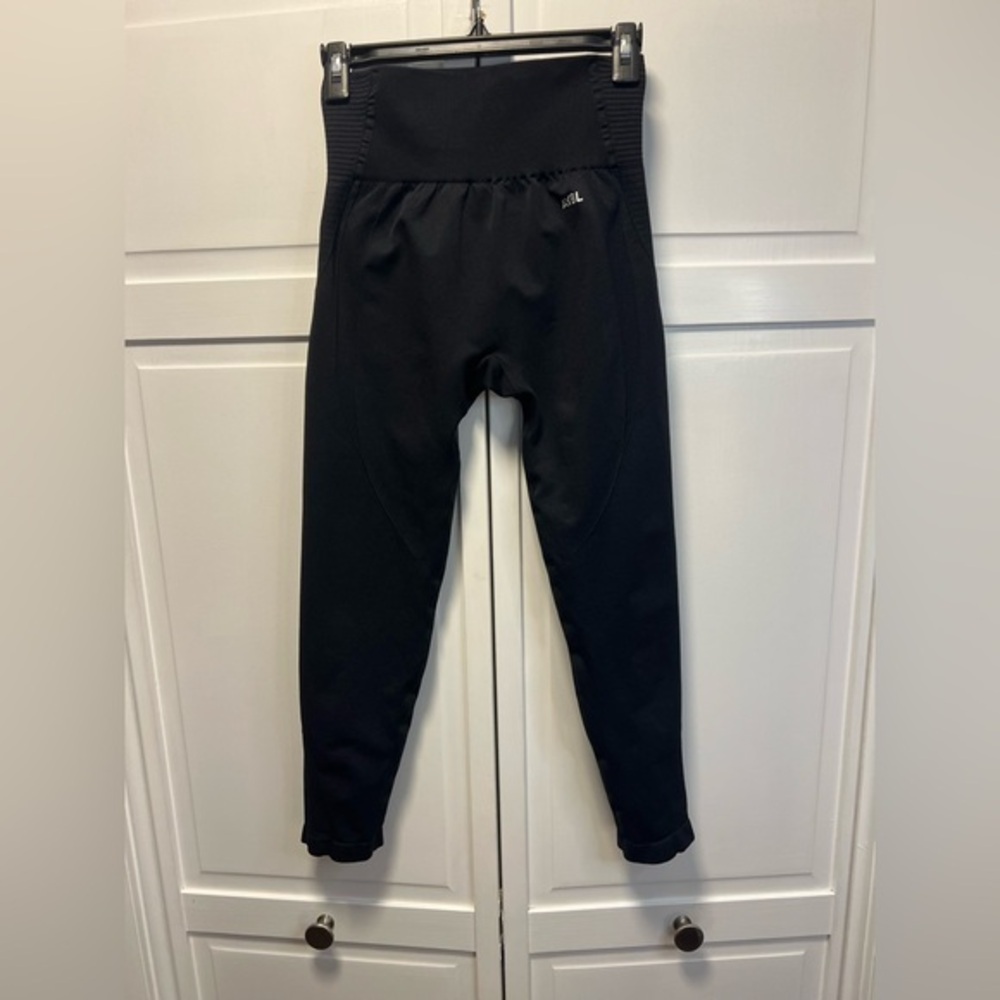 AYBL Seamless Leggings Size Women’s Large Color Black
